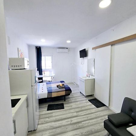 Apartamento Metro Manises Y Aeropuerto Ngoại thất bức ảnh