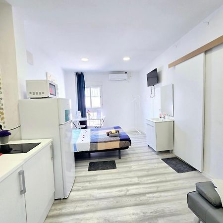 Apartamento Metro Manises Y Aeropuerto Ngoại thất bức ảnh